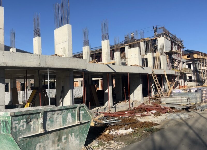 Titan, Sector 3, apartament 2 camere 57 mp + balcon +terasa, bloc nou